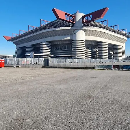 فندق مبيت وإفطار Sansiromilano