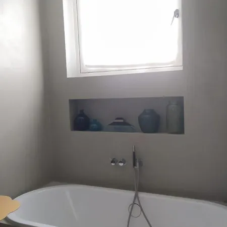 Privata Con Bagno E Garage