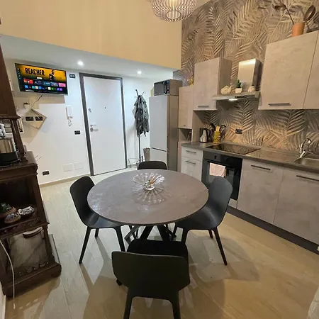 Apartment 22cap