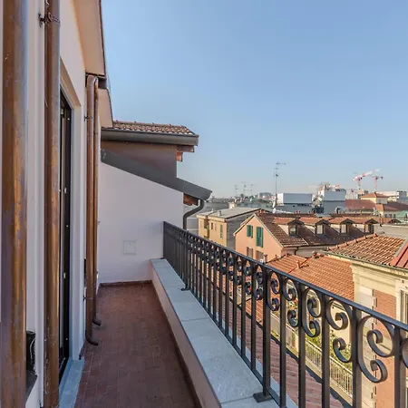 Mansarde Belvedere Duomo Апартаменты Милан