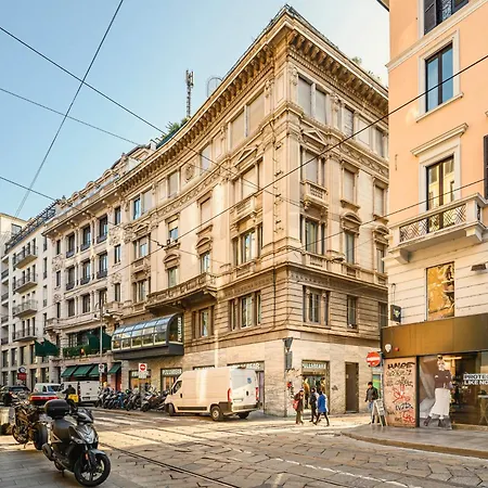 The Rent - Refined One-bedroom In The Historic Center Appartamento *
