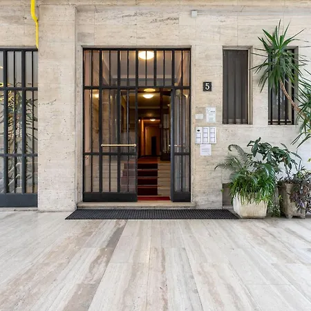 Disciplini Two Bedrooms *