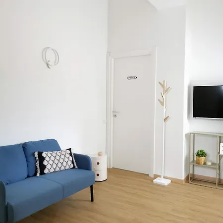 شقة Casamilano 50 Meters From The Metro