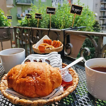 Casamilano 50 Meters From The Metro شقة ميلان