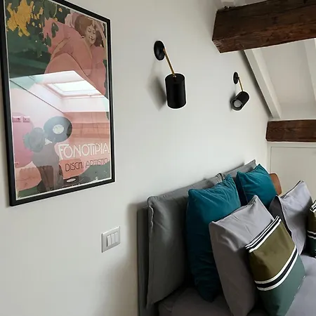 Apartment Design In The Heart Of *