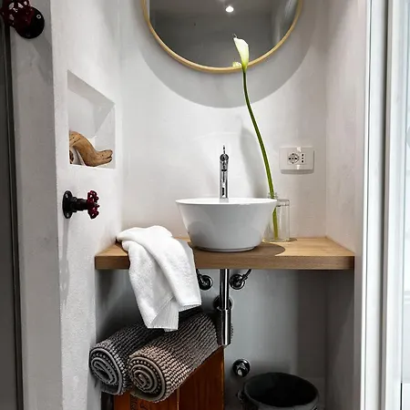 Loft G Hospitality Panzió 4*