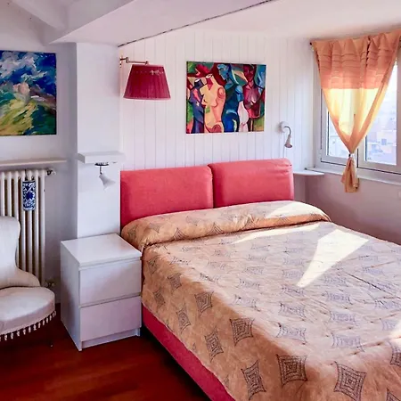 Penthouse In The Sky With 30 Sqm Terrace Station 밀라노