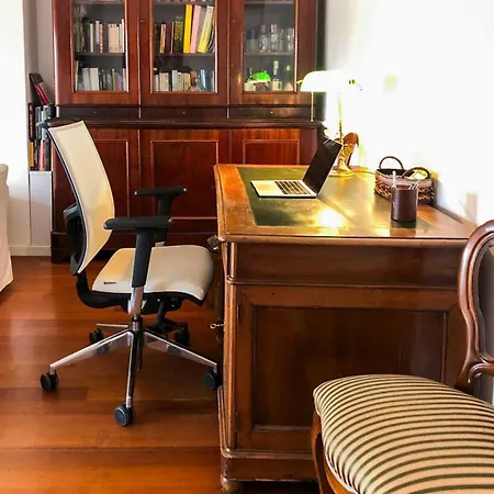 Penthouse In The Sky With 30 Sqm Terrace Station 아파트 *