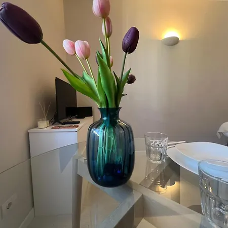 Apartament La Regina Delle Locazioni In Rogoredo Mediolan