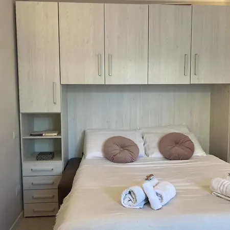 La Regina Delle Locazioni In Rogoredo Apartament