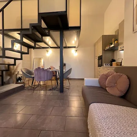 Apartment La Regina Delle Locazioni In Porta Romana 2 *