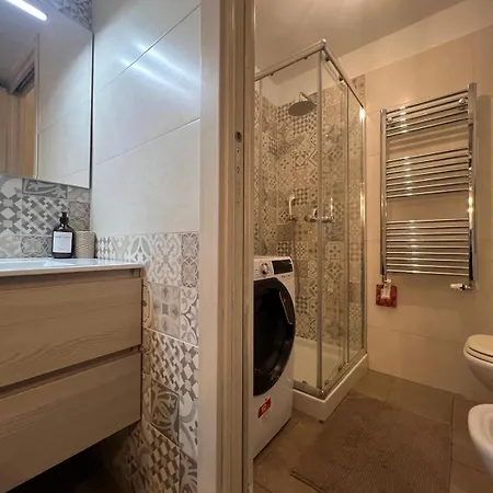 La Regina Delle Locazioni In Porta Romana 2 아파트 밀라노