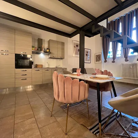 La Regina Delle Locazioni In Porta Romana 2 Apartment *