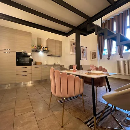 아파트 La Regina Delle Locazioni In Porta Romana 2 *