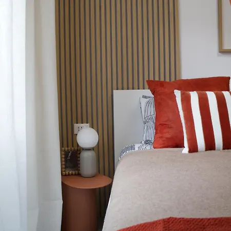 Daire Yr Dergano - 1 Min Walk To Metro Milano