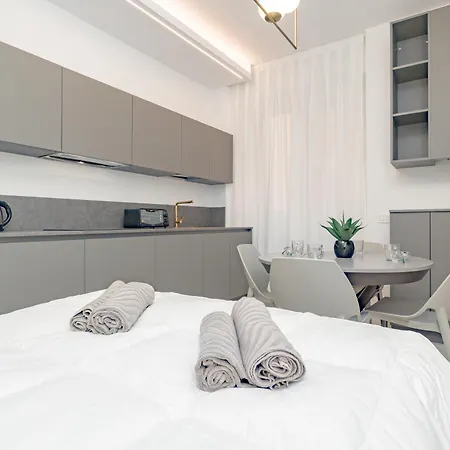 2co4 - Duomo - Modern - Daire