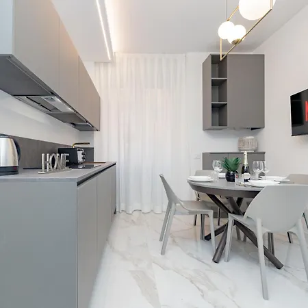 2co4 - Duomo - Modern - Daire Milano