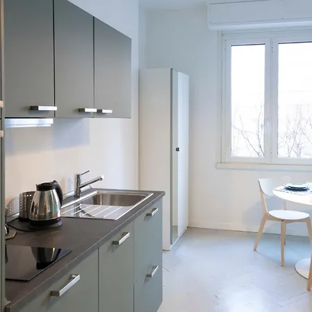 Apartment Federico X2 Brenta Underground Milan