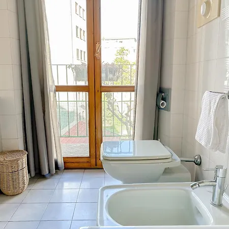 Red81 - 10 Min Dal Duomo - 2 ミラノ