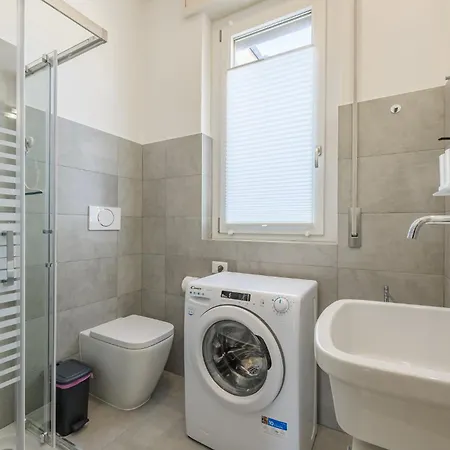 아파트 Elegante Attico Con Terrazzo Esclusivo *