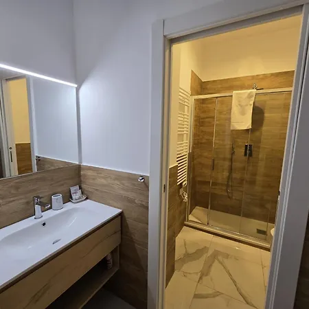 Apartment Reali Bonaccini Milan