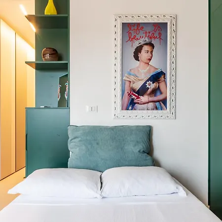 Bilocale Design Con Terrazza - De Angeli * Milano