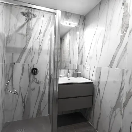 Duomo Space - Private Gym -metropolitana Milan