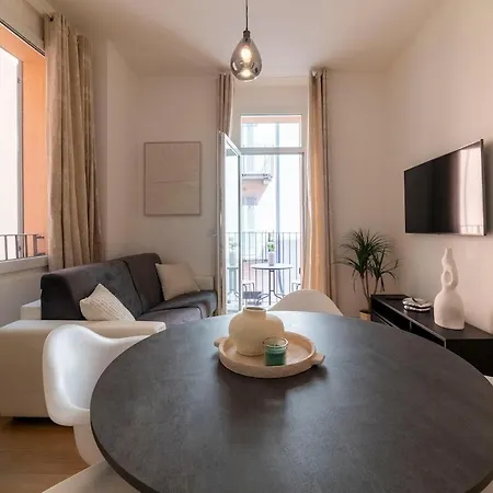 アパート Casa Buenos Aires ミラノ