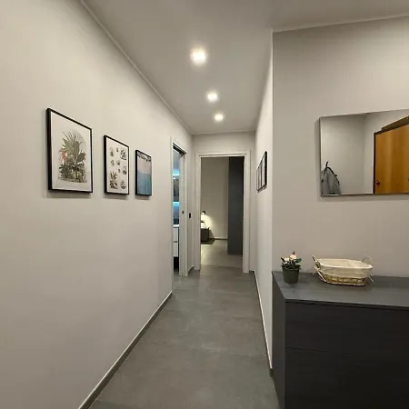 Appartement Wide & Bright 2 Bedroom Flat 50m From M4 Station *