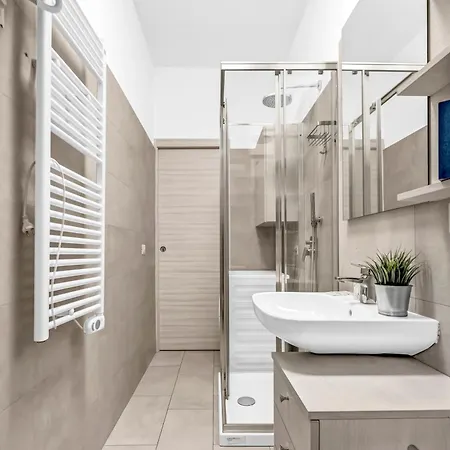 Ma22 - Duomo-loreto - Near The Duomo - Milão