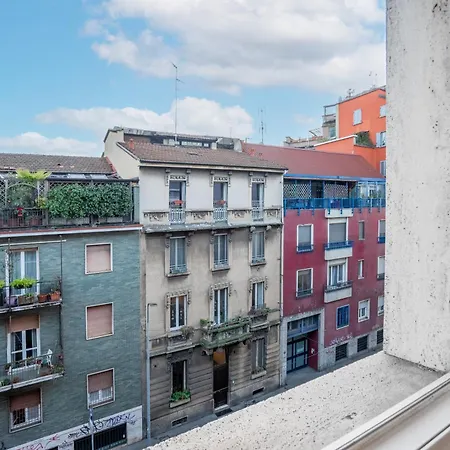 Ma22 - Duomo-loreto - Near The Duomo - Milão