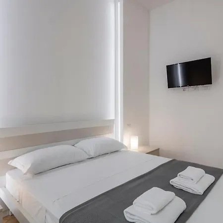 Prealpi1-design With Two Double Bedrooms