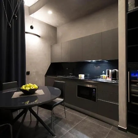 Gatto Bianco Mia Отель Милан