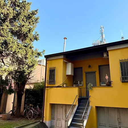 Nyaraló Gionas - Casa Indipendente In Zona Strategica Milánó