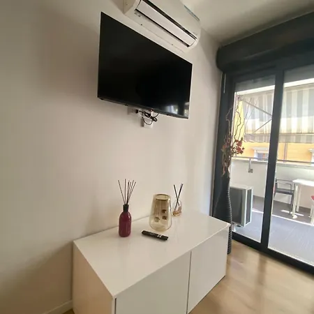 Lägenhet Lux Fara Milano