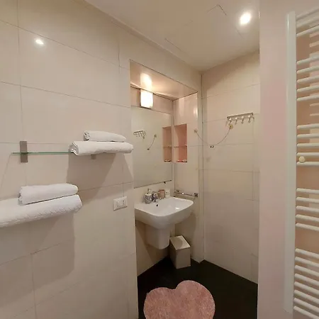 Luminoso Monolocale Nel Cuore Di * Mediolan