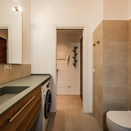 דירה Charming Modern Near The Heart Of