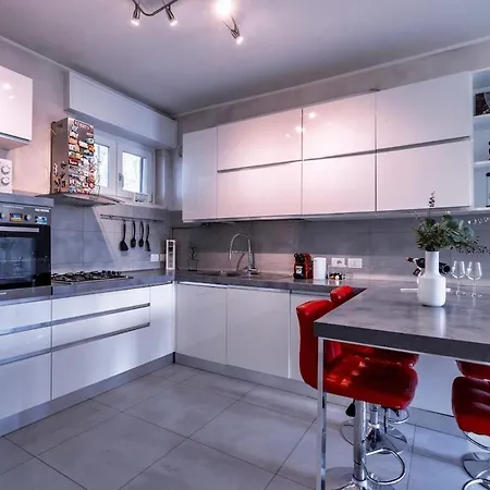 San Siro - With Terrace And Parking