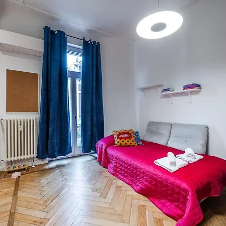 - Bilocale Design - Metropolitana - Train Appartement *