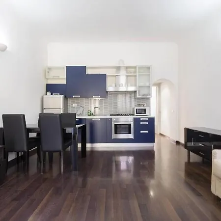 Apartman Navigli - B *