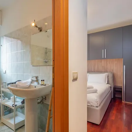 Apartament I Host - Trivulziana 3