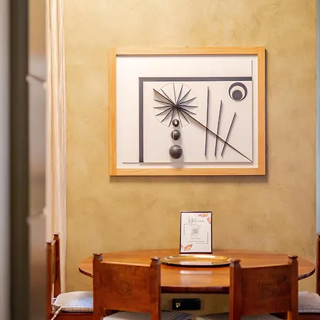 Da Vinci - The Heart Of Leonardo's Apartment Milan