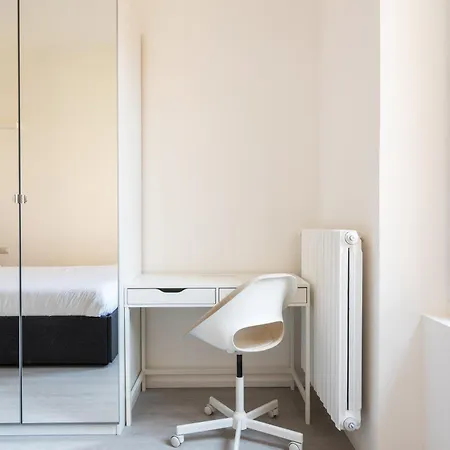 Bramante24 Bilocale In Sarpi Apartmán Milán