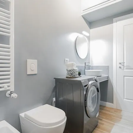 Easylife - - Napo Torriani 1 E - * Μιλάνο