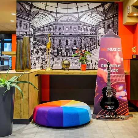 Ibis Centro
