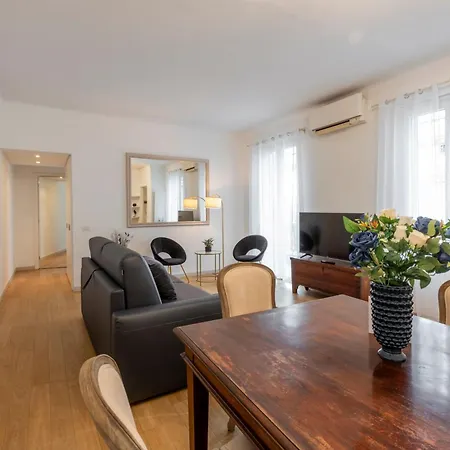 Apartament Royal - Centro Cadorna Mediolan