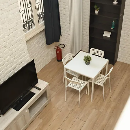Apartment Modern Loft Near Bosco Verticale Milan