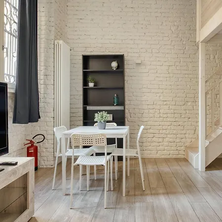 Modern Loft Near Bosco Verticale * Milan