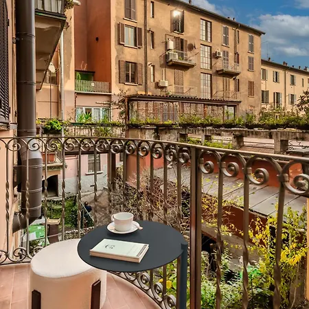 Casa Corio Balcony Porta Romana Apartment