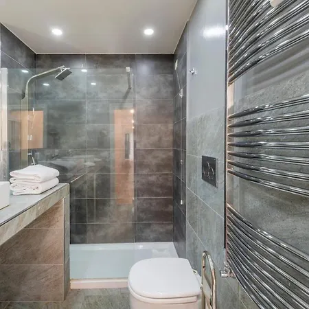 Luxury 3 Bedrooms - B Apartamento